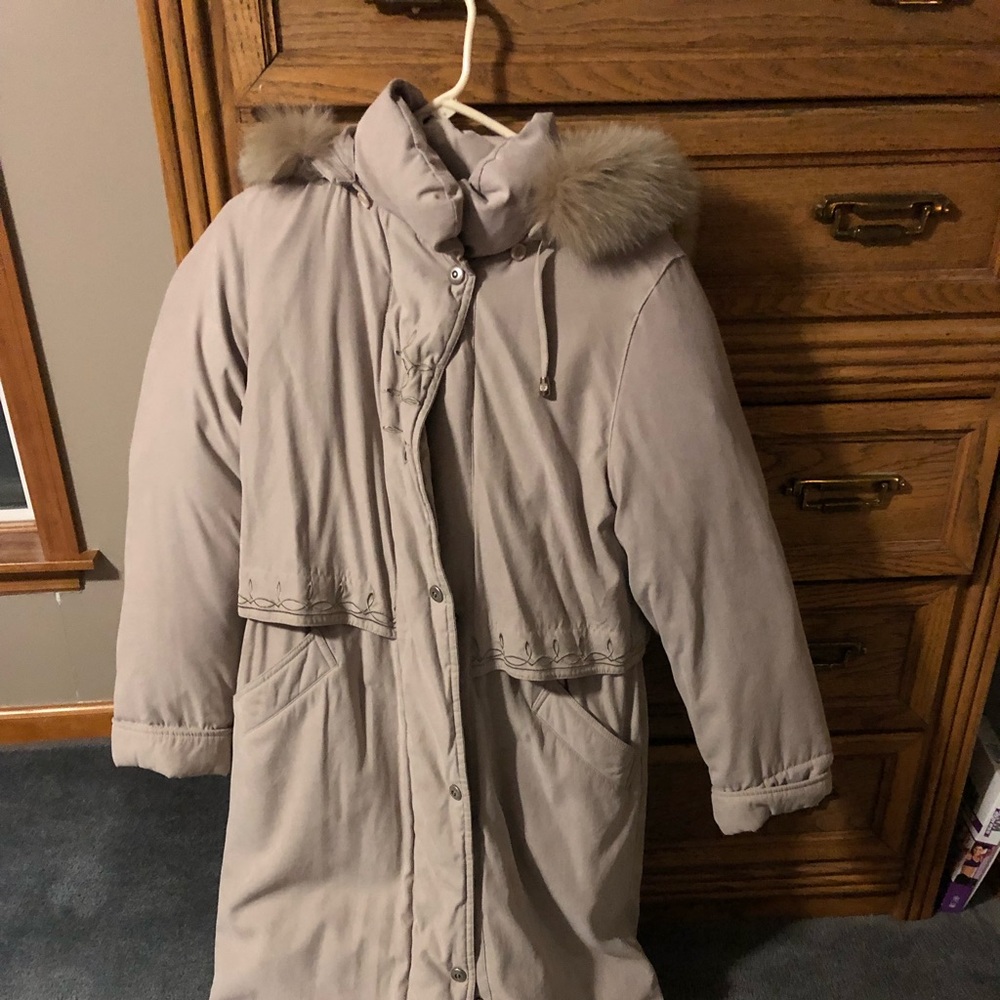 Women’s Utex Design long puffer coat